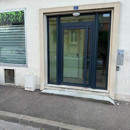Appart- Hotel Love Room Yschool Troyes Dış mekan fotoğraf